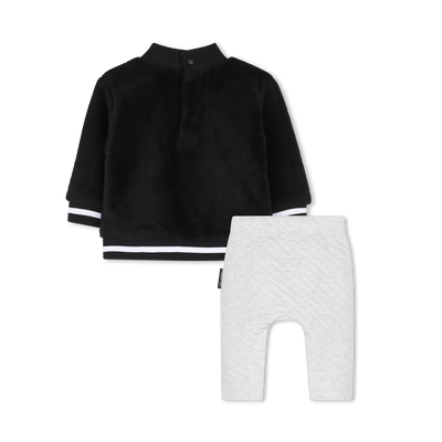 Conjunto de sudadera y pantal&oacute;n KARL LAGERFELD KIDS NI&Ntilde;O