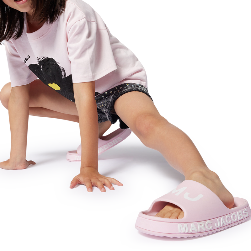 Pantal&oacute;n corto vaquero estr&aacute;s MARC JACOBS 
                        NI&Ntilde;A