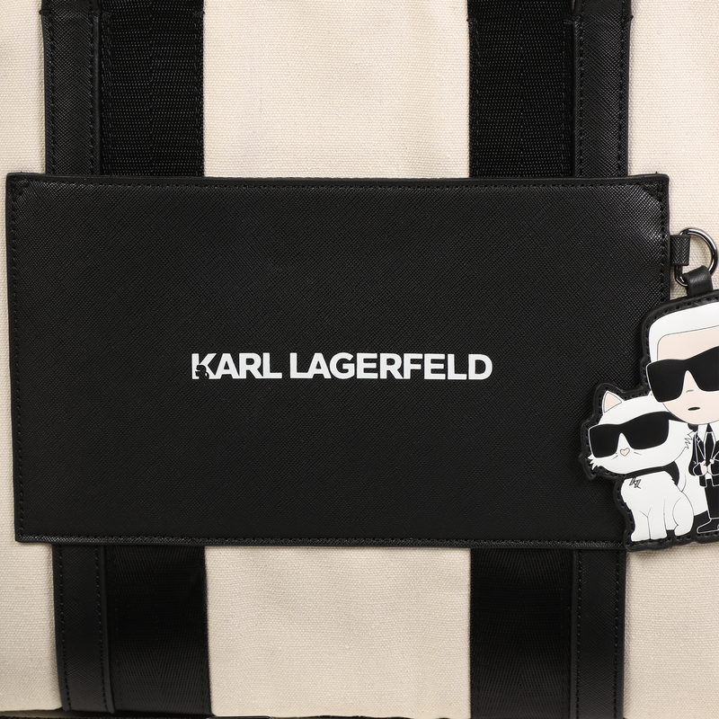 Bolso cambiador con parche KARL LAGERFELD KIDS 
                        UNISEXO