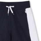 Bermudas de ch&aacute;ndal tricolores BOSS 
                    NI&Ntilde;O