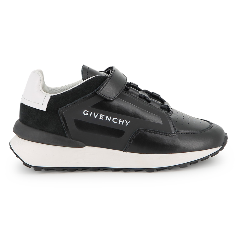 ZAPATILLAS CON CORDONES GIVENCHY 
                        UNISEXO