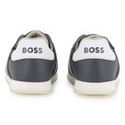 Zapatillas con el&aacute;stico de la marca BOSS 
                    NI&Ntilde;O