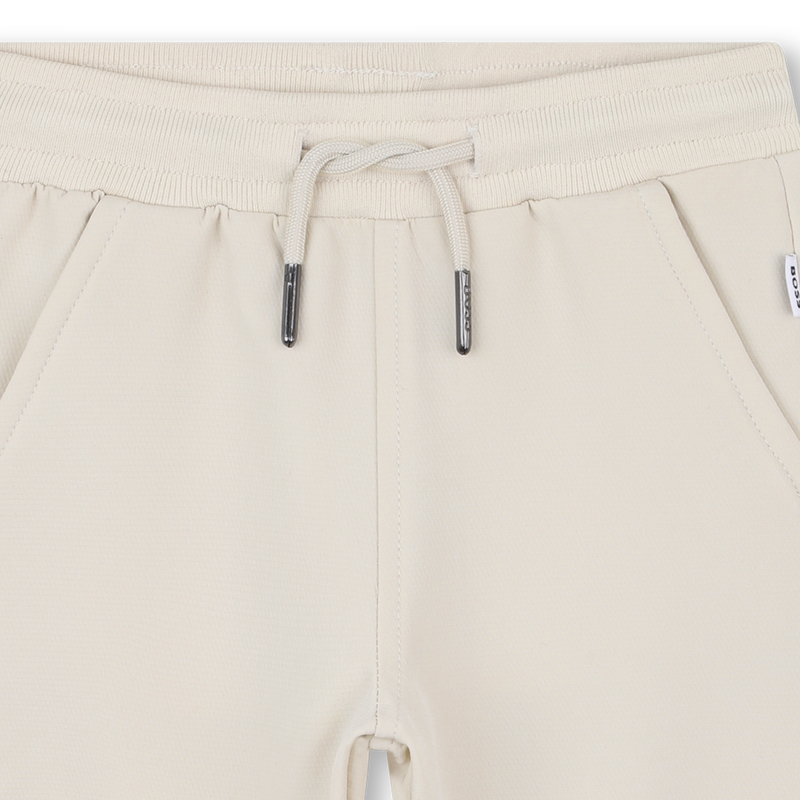 Mono BOSS 
                        NI&Ntilde;O