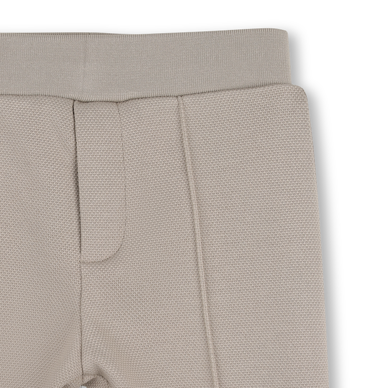 CONJUNTO DE JOGGER KARL LAGERFELD KIDS 
                        NI&Ntilde;O