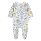 Conjunto de pijama, gorro y babero. MARC JACOBS 
                    UNISEXO