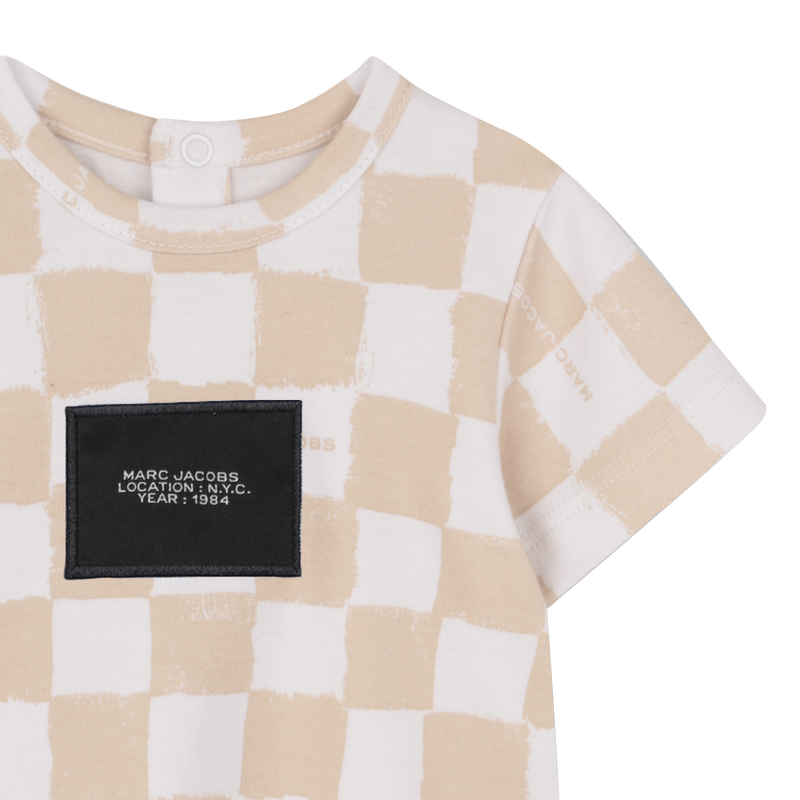 CONJUNTO DE CAMISETA Y PANTAL&Oacute;N CORTO MARC JACOBS 
                        UNISEXO