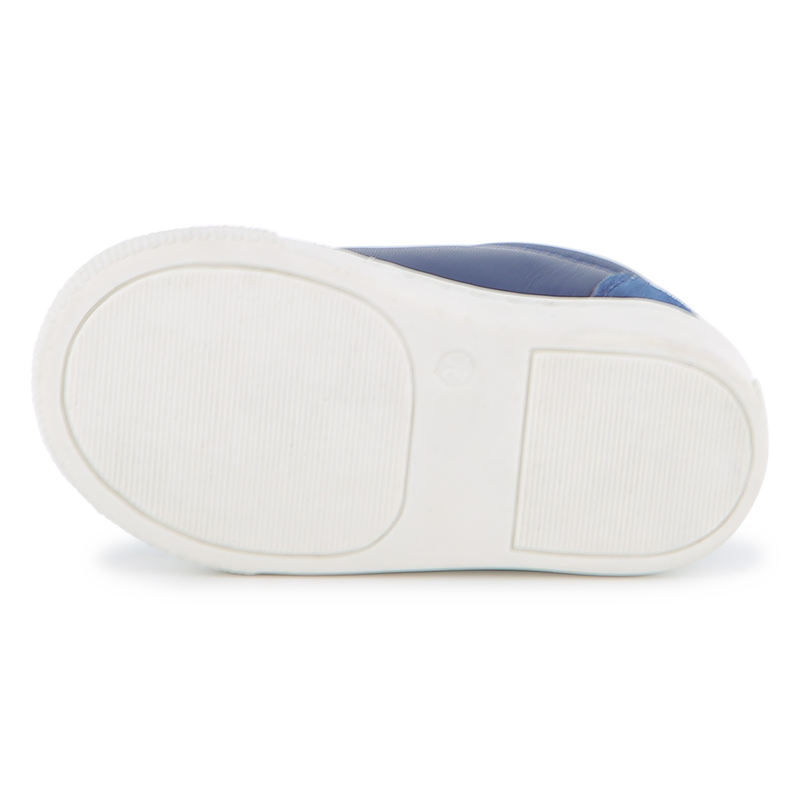 ZAPATILLAS CON RAYAS DE VELCRO BOSS 
                        NI&Ntilde;O