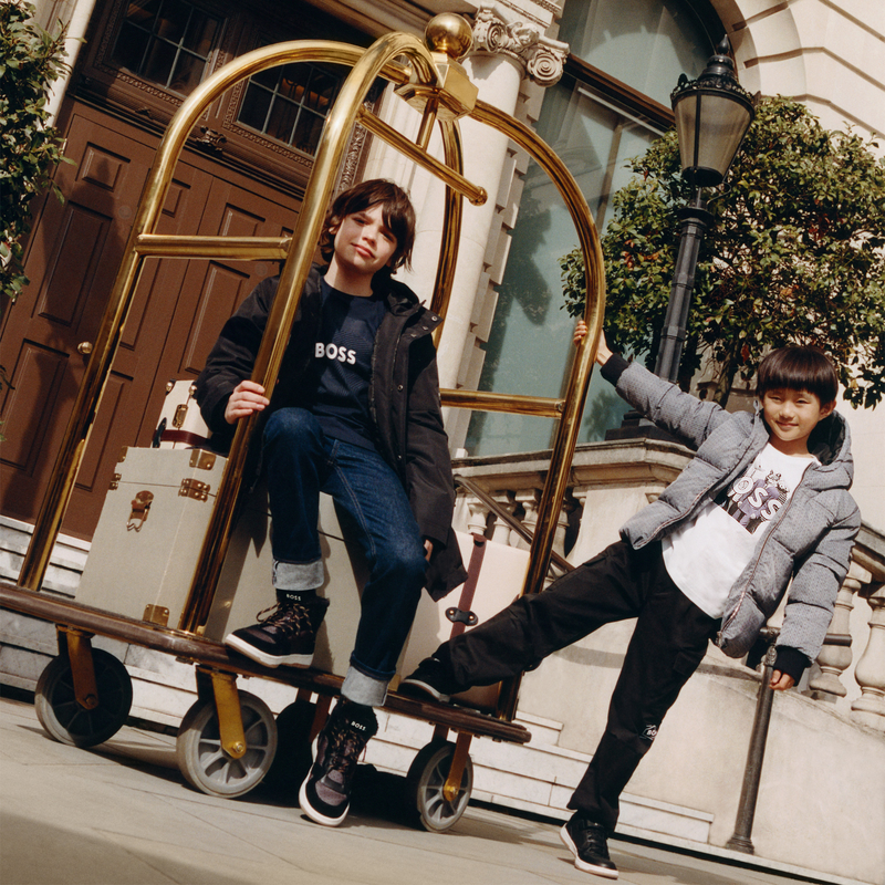 Vaquero de cintura ajustable BOSS 
                        NI&Ntilde;O