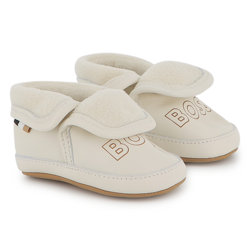 Zapatillas de borreguito suave BOSS 
                        UNISEXO