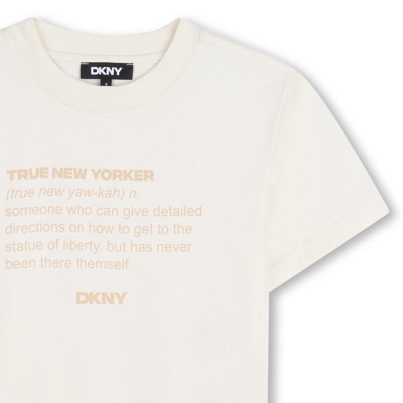 CAMISETA DE MANGA CORTA DKNY 
                        UNISEXO