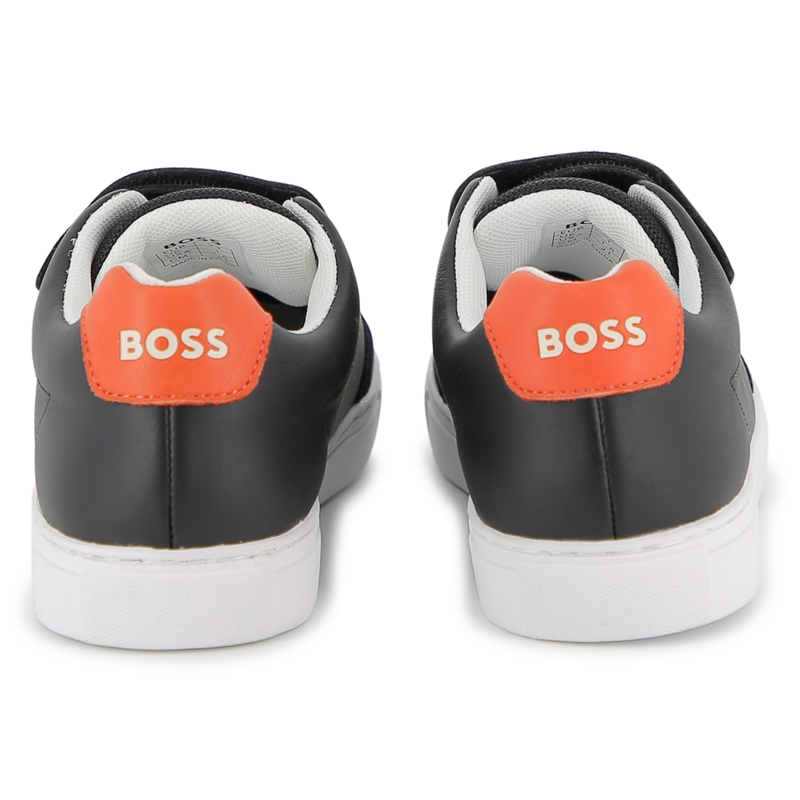 ZAPATILLAS CON RAYAS DE VELCRO BOSS 
                        NI&Ntilde;O