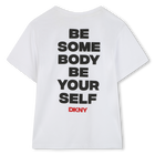 Camiseta de manga corta DKNY 
                    UNISEXO