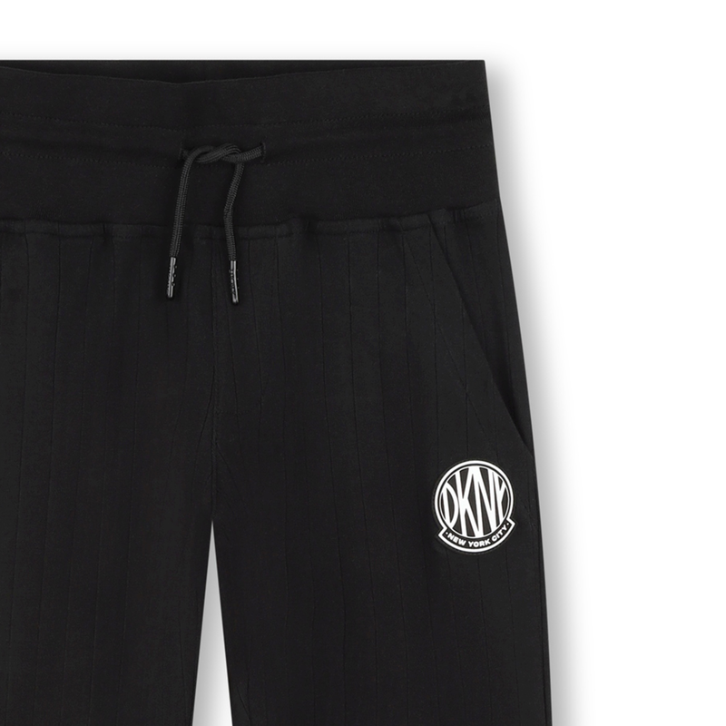 Pantal&oacute;n de tejido texturizado DKNY 
                        NI&Ntilde;A