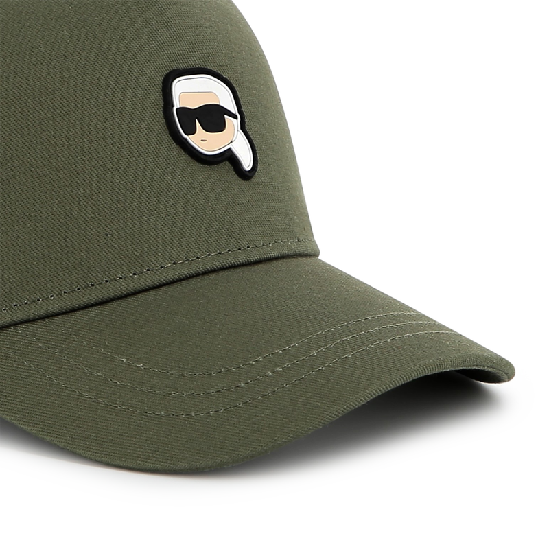 Gorra ajustable de algod&oacute;n KARL LARGERFELD KIDS 
                        NI&Ntilde;O