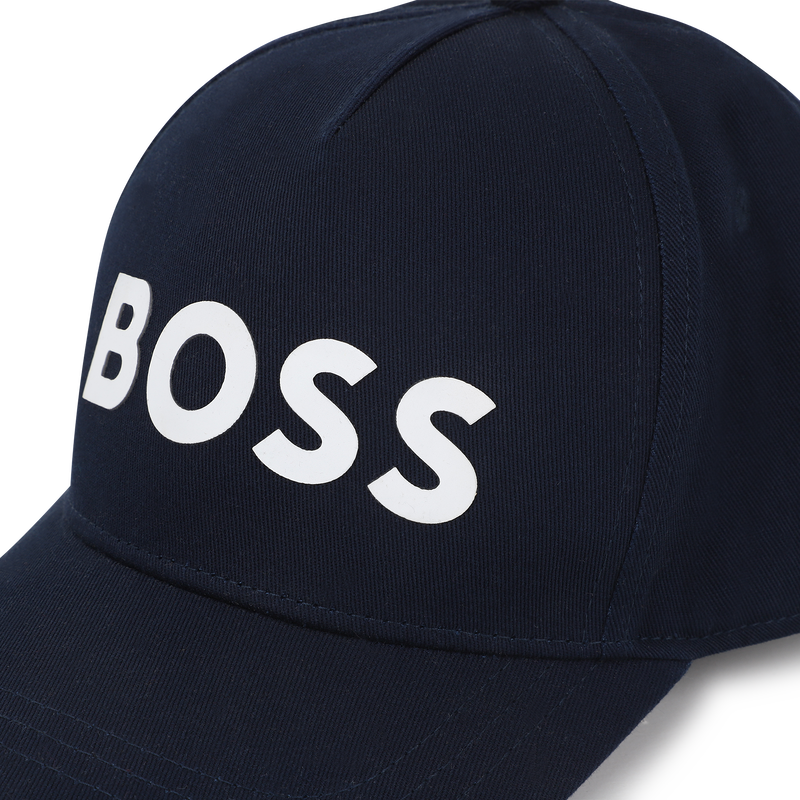 Gorra con cierre ajustable BOSS 
                        NI&Ntilde;O