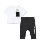 Conjunto de camiseta y pantal&oacute;n KARL LAGERFELD KIDS 
                    NI&Ntilde;O