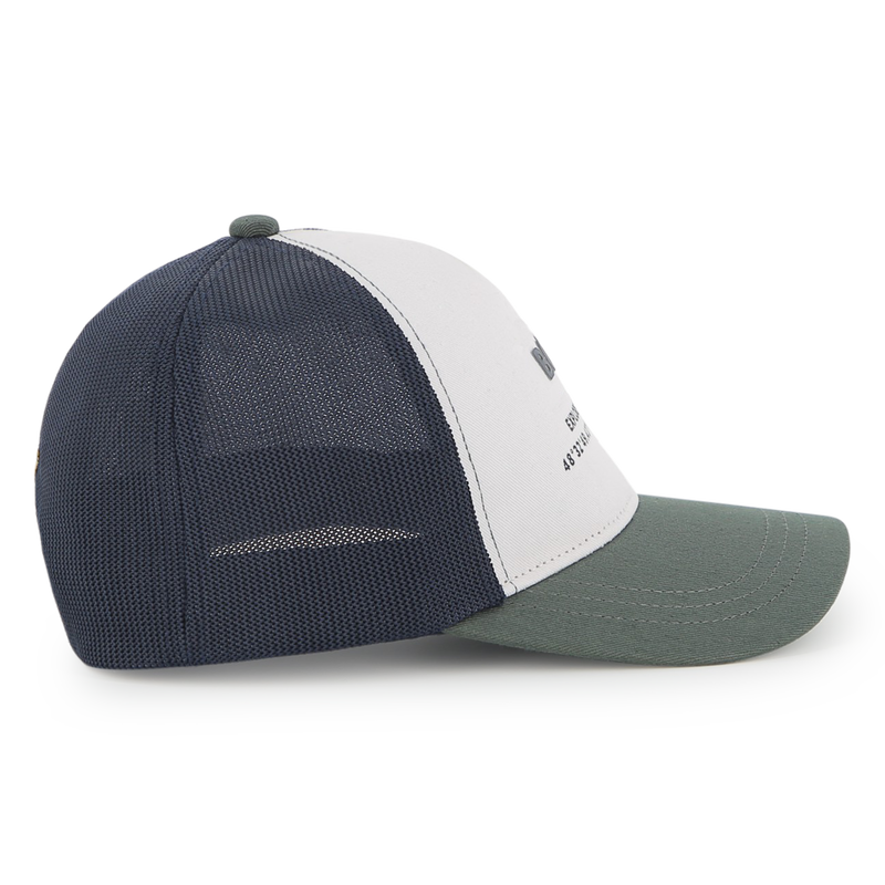 Gorra con cierre ajustable BOSS 
                        NI&Ntilde;O