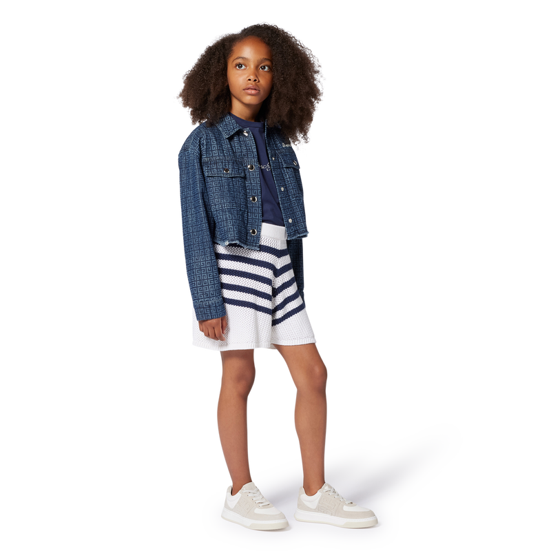 Cazadora vaquera con botones GIVENCHY 
                        NI&Ntilde;A