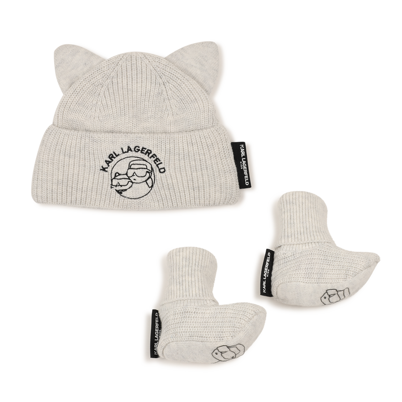 Conjunto de gorro y zapatillas. KARL LAGERFELD KIDS 
                        UNISEXO