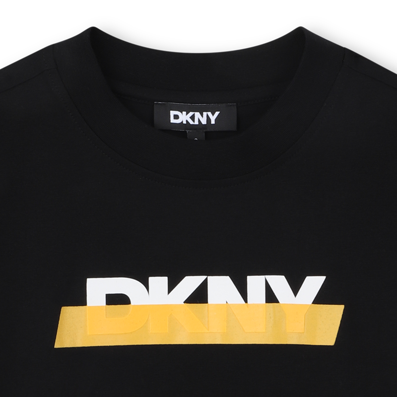 Camiseta de manga corta DKNY 
                        NI&Ntilde;O