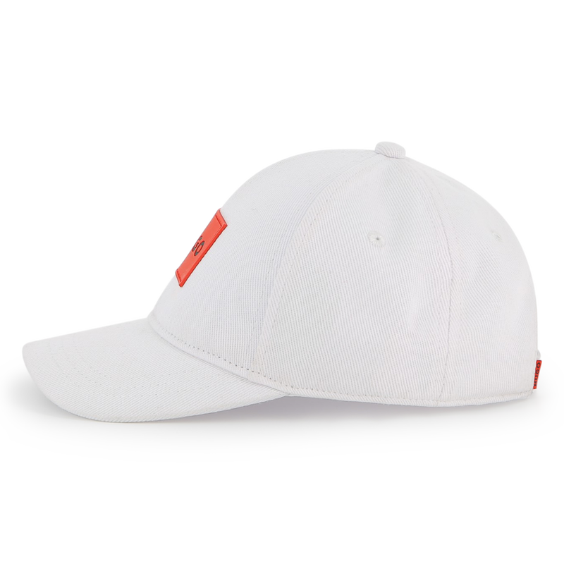 GORRA AJUSTABLE HUGO 
                        UNISEXO
