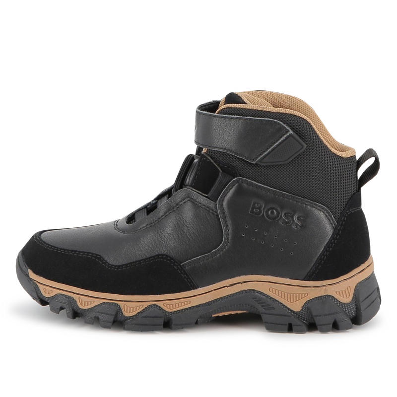 Botín de material mixto BOSS 
                        NIÑO