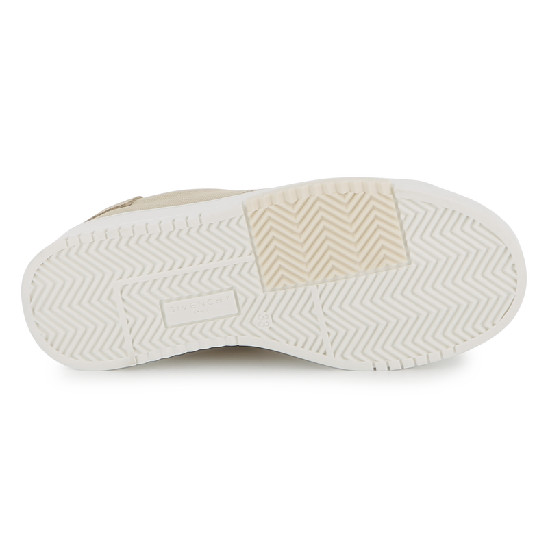 ZAPATILLAS CON CORDONES GIVENCHY 
                        UNISEXO