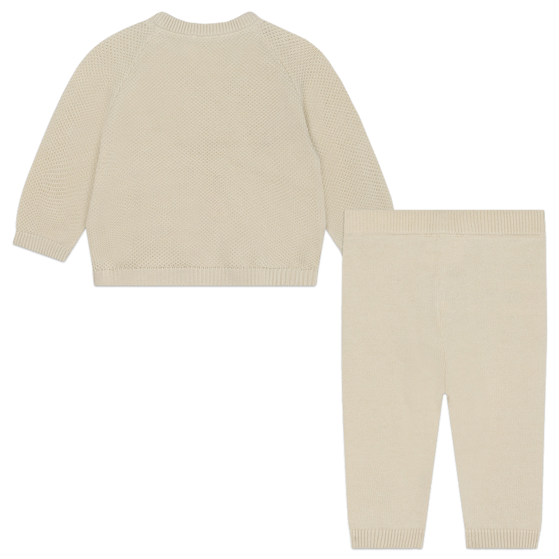 Top y pantal&oacute;n de punto