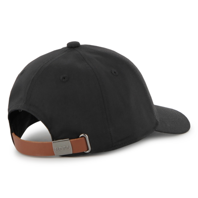 GORRA CON CIERRE DE HEBILLA MET&Aacute;LICA BOSS NI&Ntilde;O