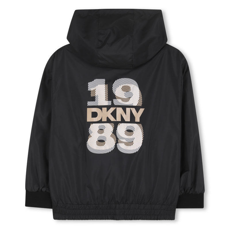 CORTAVIENTOS REVERSIBLE DKNY 
                        NI&Ntilde;O