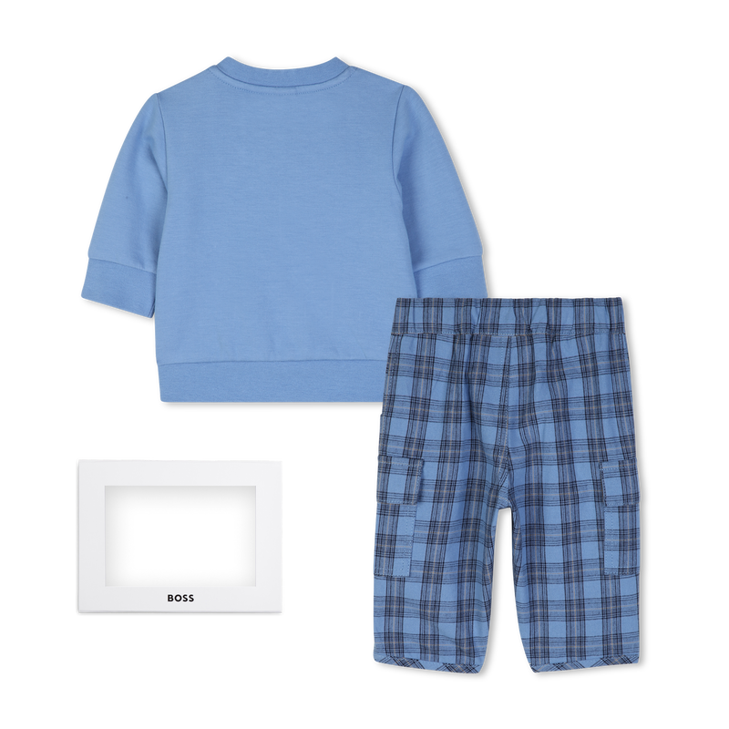 Conjunto de sudadera y pantal&oacute;n BOSS 
                        NI&Ntilde;O