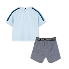 Conjunto de camiseta y pantal&oacute;n corto KARL LAGERFELD KIDS 
                    NI&Ntilde;O