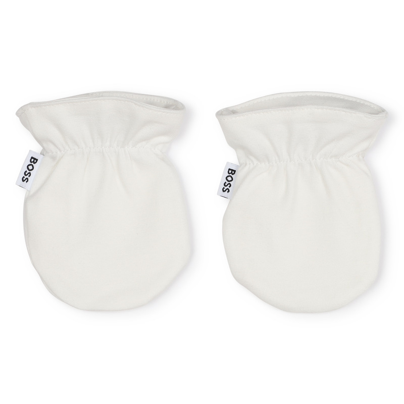 Conjunto de 4 piezas BOSS 
                        UNISEXO