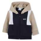 Conjunto chaqueta y pantal&oacute;n BOSS 
                    NI&Ntilde;O