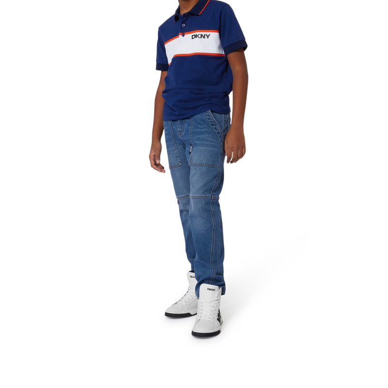 Pantal&oacute;n vaquero 4 bolsillos DKNY 
                        UNISEXO