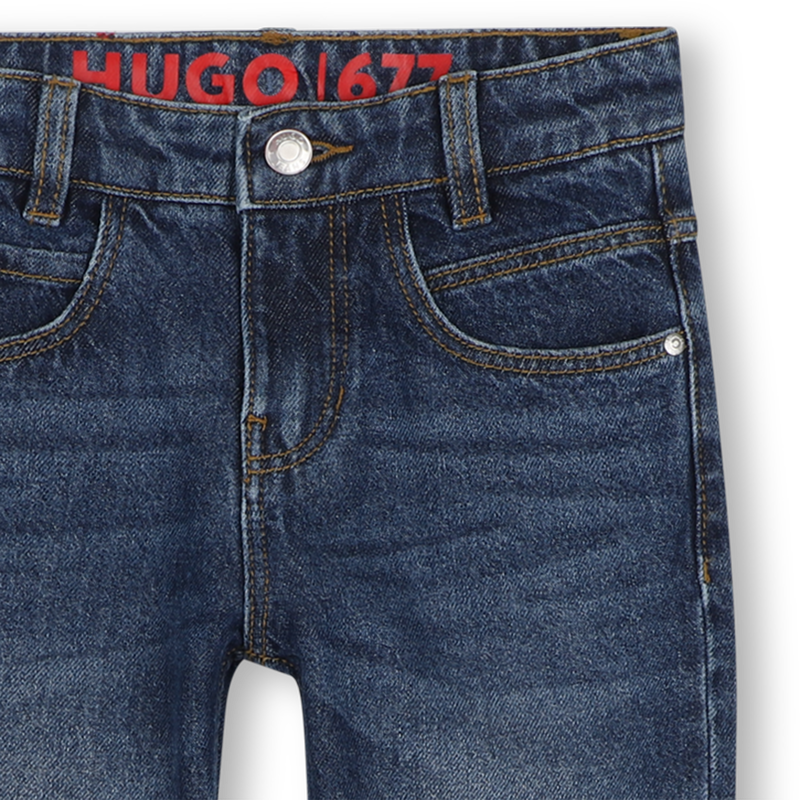 Pantal&oacute;n de denim HUGO 
                        NI&Ntilde;O