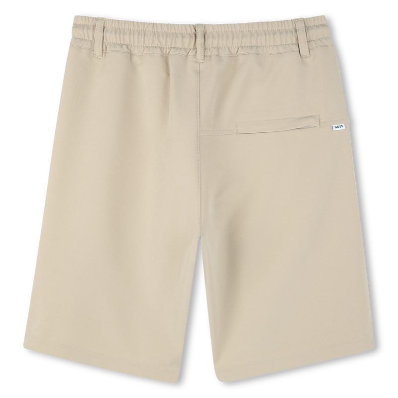 Bermudas de ch&aacute;ndal abotonadas BOSS 
                        NI&Ntilde;O