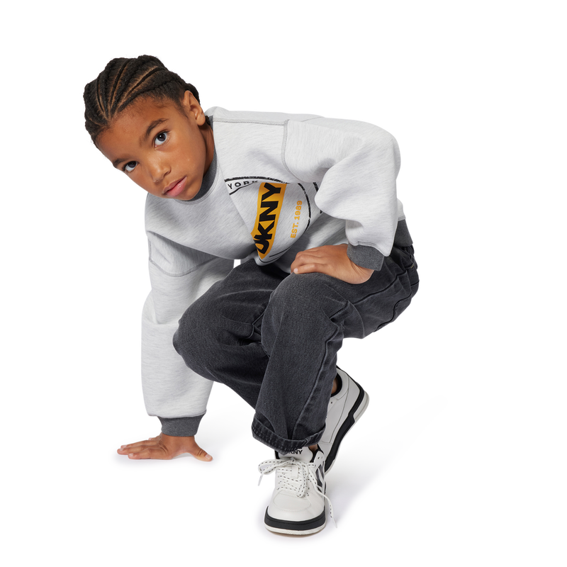 Sudadera reversible DKNY 
                        NI&Ntilde;O