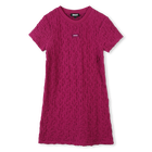 Vestido gofrado de manga corta DKNY 
                    NI&Ntilde;A