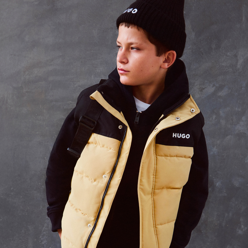 Plum&iacute;fero sin mangas HUGO 
                        NI&Ntilde;O