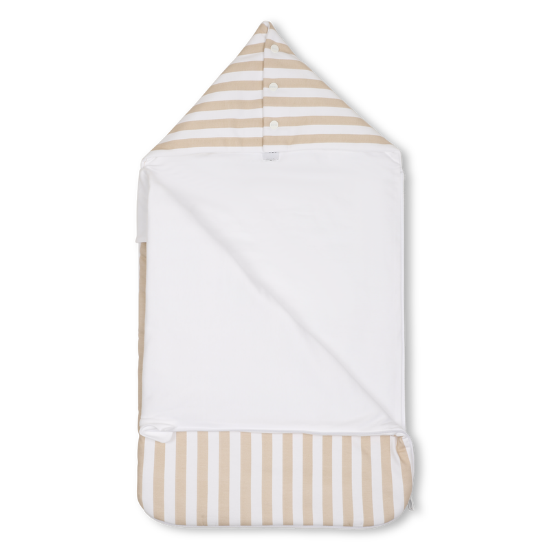 NIDO DE &Aacute;NGEL BOSS 
                        NI&Ntilde;O