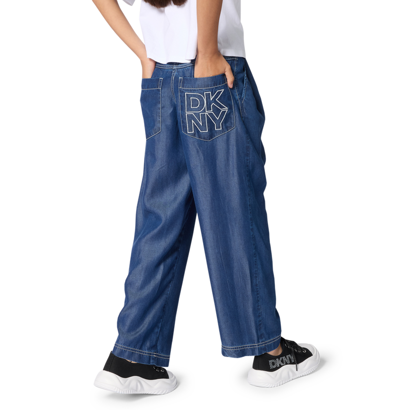 ZAPATILLAS CON CORDONES DKNY 
                        NI&Ntilde;A