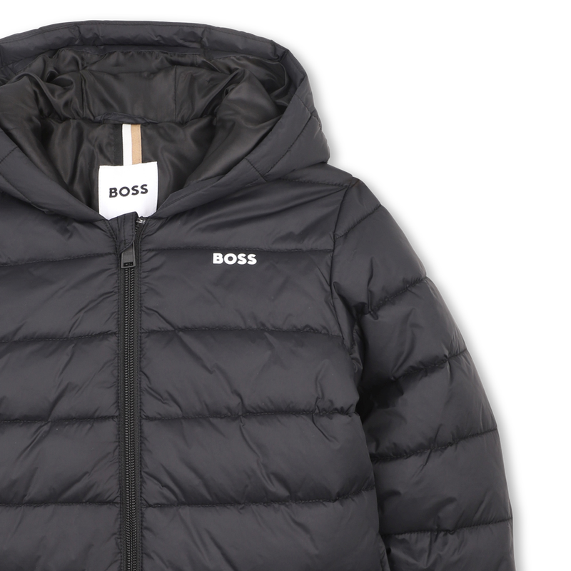 Chaqueta con capucha BOSS 
                        NI&Ntilde;O