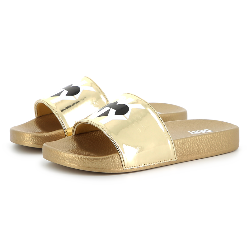 Chanclas ligeras metalizadas DKNY 
                        NI&Ntilde;A