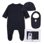 Conjunto de pijama, gorro y babero. BOSS 
                    NI&Ntilde;O