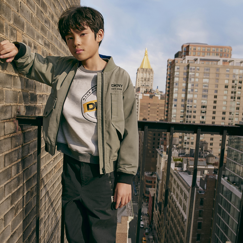 Chaqueta con cierre de cremallera DKNY 
                        NI&Ntilde;O