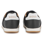 Zapatillas con el&aacute;stico de la marca BOSS 
                    NI&Ntilde;O