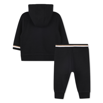 Conjunto chaqueta y pantal&oacute;n BOSS NI&Ntilde;O