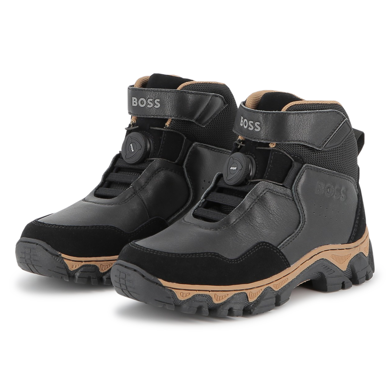 Bot&iacute;n de material mixto BOSS 
                        NI&Ntilde;O