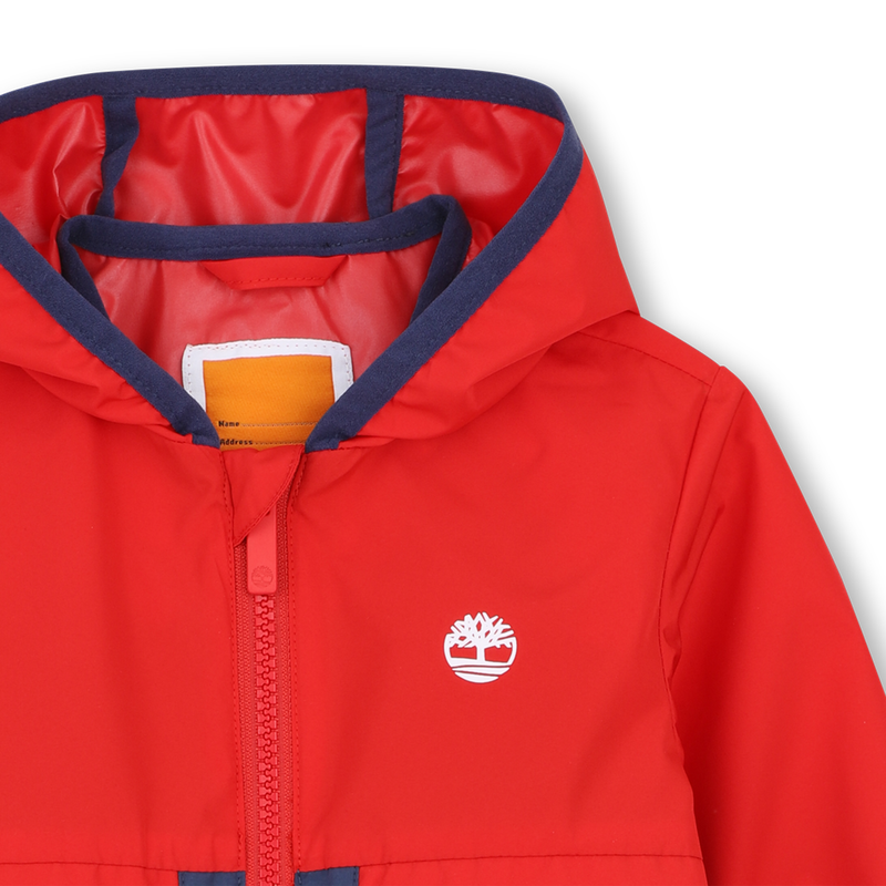 CORTAVIENTOS CON CAPUCHA TIMBERLAND 
                        NI&Ntilde;O